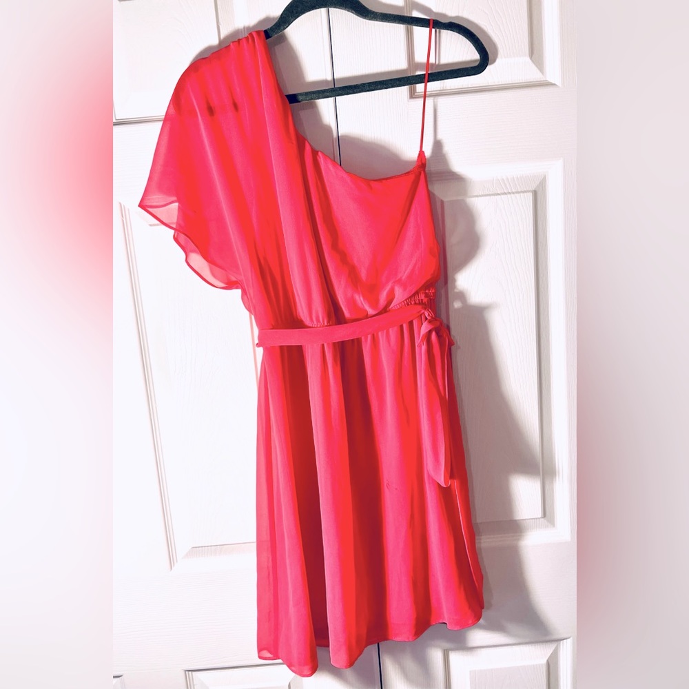 One shoulder coral colored Express dress
